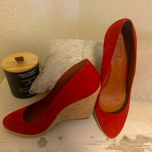 SCHUTZ RED CLOSED TOE WEDGES